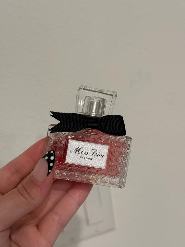 Miss Dior Essence エッセンス Miss Dior Essence: Intense Parfum by Francis Kurkdjian