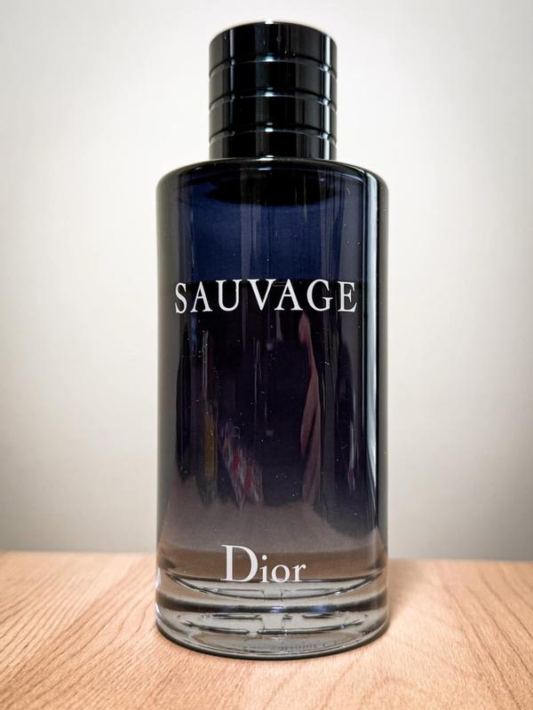 ダット ゴ Dior Sauvage Eau de Toilette 60 Sauvage Eau de Toilette: Best-Selling Men's Fragrance | Dior