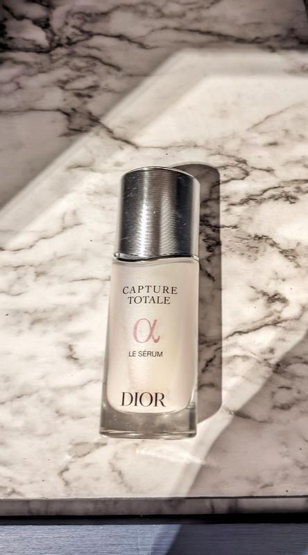 DIOR Capture Totale C.E.L.L. Energy Super Potent Eye Serum