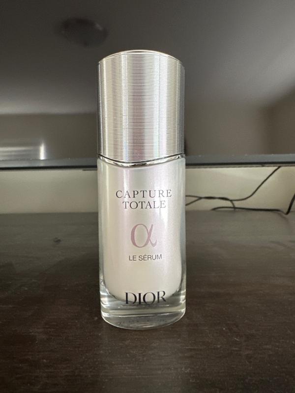 アイケア Dior CAPTURE TOTALE SUPER POTENT SERUM Capture Totale Super Potent Serum: Anti-Aging and Firming