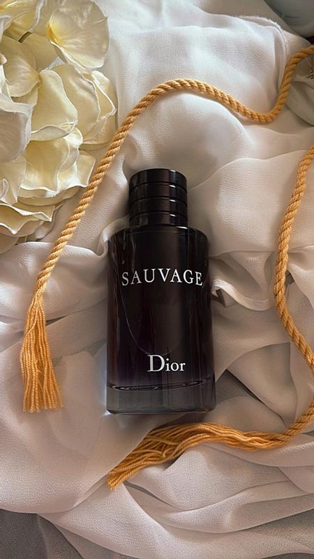 ダット ゴ Dior Sauvage Eau de Toilette 60 Amazon.com : Dior Eau de Toilette for Men, 2 Ounce 60 ml
