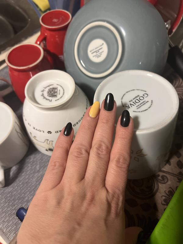 My natural nails get the care and protection under the rough circumstances. Thank you Dior.