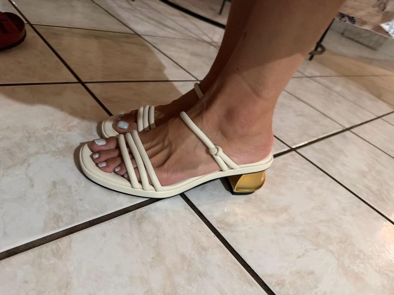 Review Thumbnail Image 1 386097014