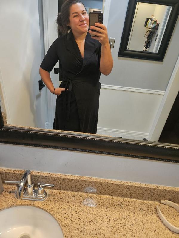 Customer photo for "Great lightweight work dress"