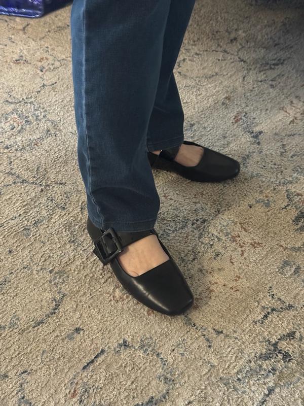 Customer photo for "Comfy and cute shoes"