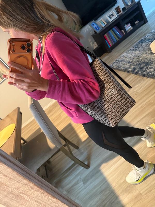 Review Thumbnail Image 1 379962974