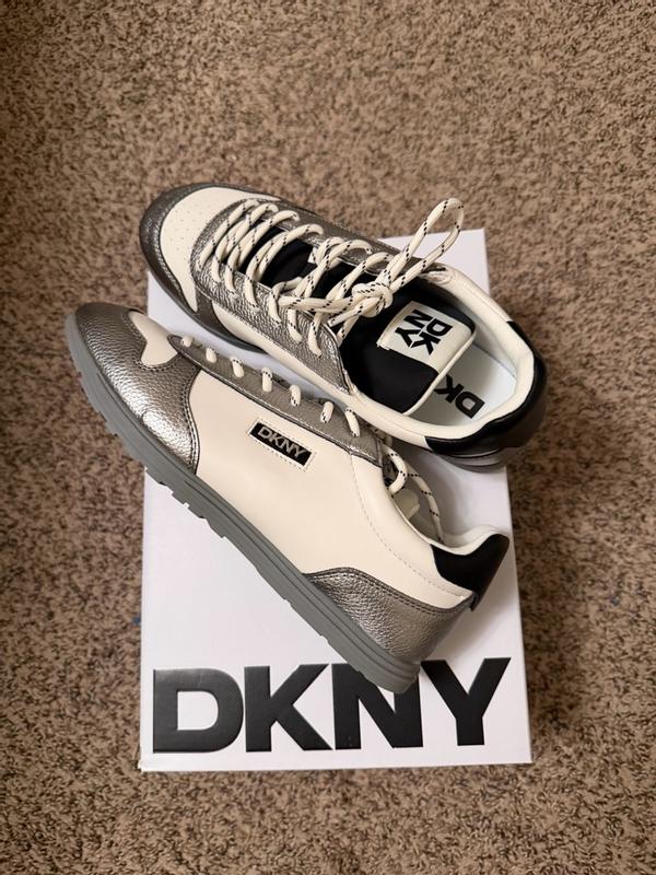 Customer photo for "Stylish , Comfortable Sneakers"