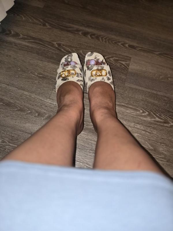 Customer photo for "Your next versatile shoe!"
