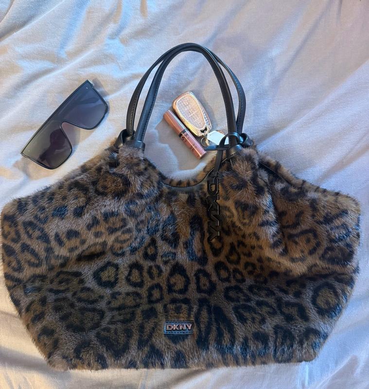 Customer photo for "Practical and chic"