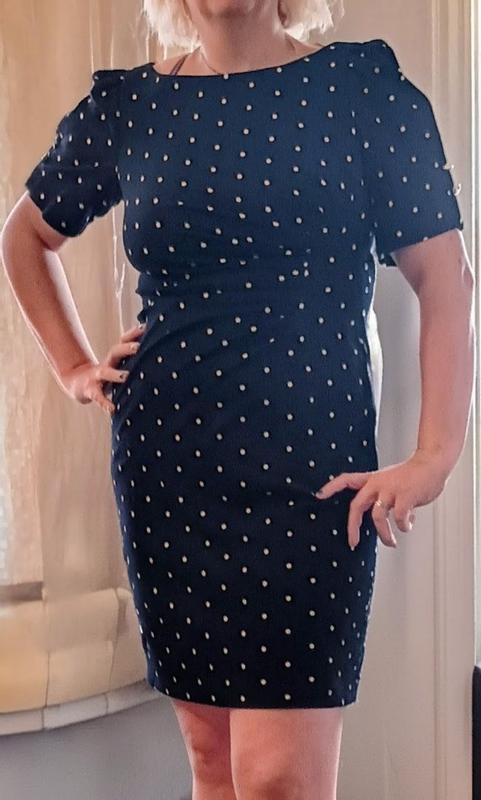 Customer carousel item 6.