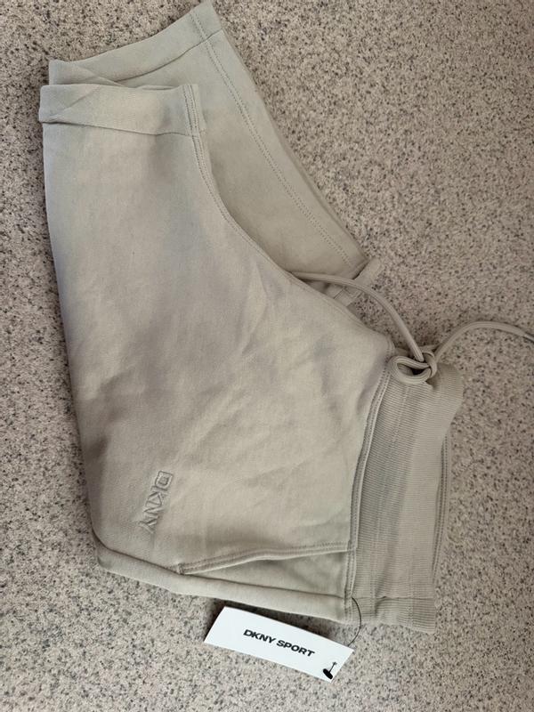 Customer carousel item 6.
