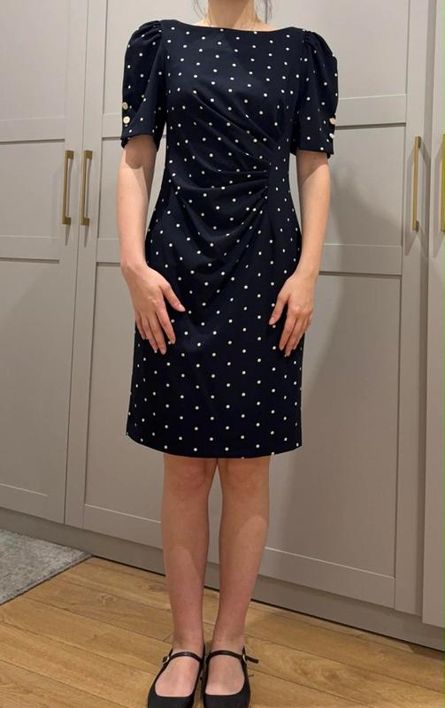 Customer carousel item 12.