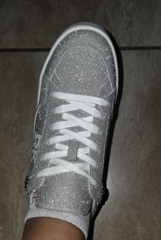 Review Thumbnail Image 1 381990758