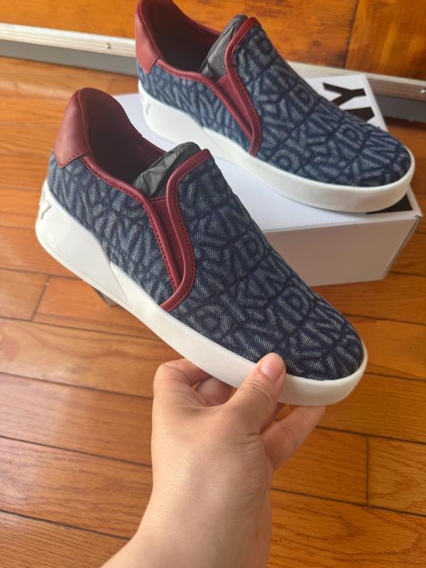 Review Thumbnail Image 1 392890470