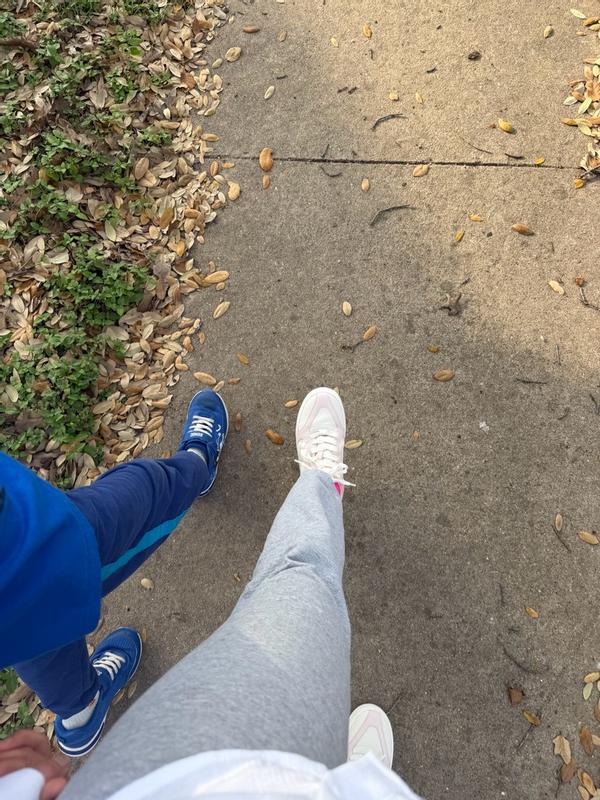 Review Thumbnail Image 0 380907525