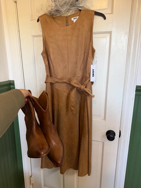 Customer carousel item 1.