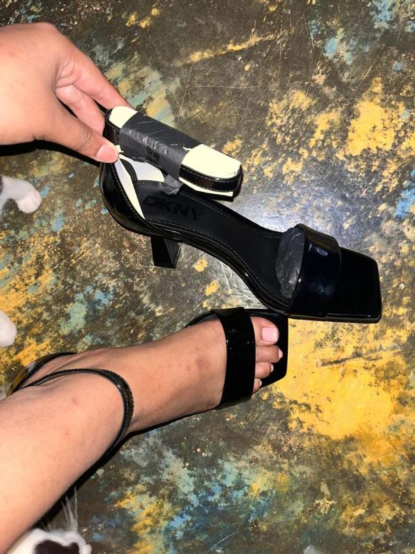 Customer photo for "They are very cute and comfortable 😍👌🏻"