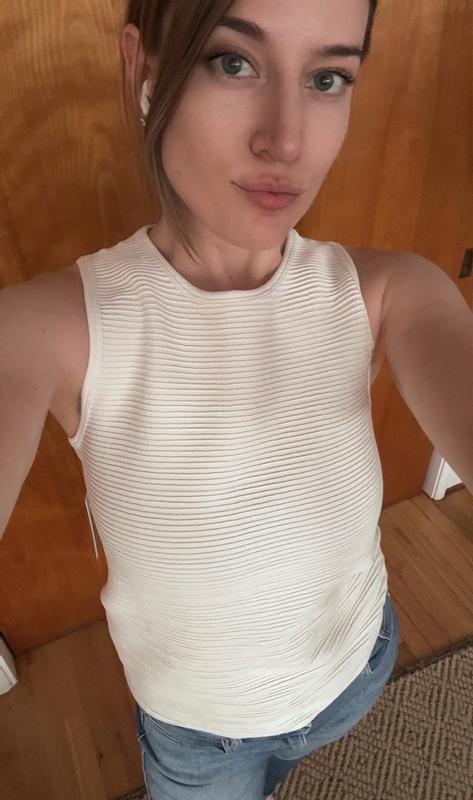 Review Thumbnail Image 0 382680712