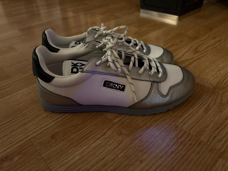 Customer photo for "Comfy shoes!"