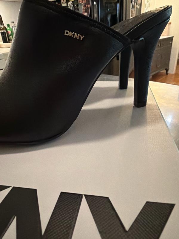 Customer photo for "Classic and stylish heels"