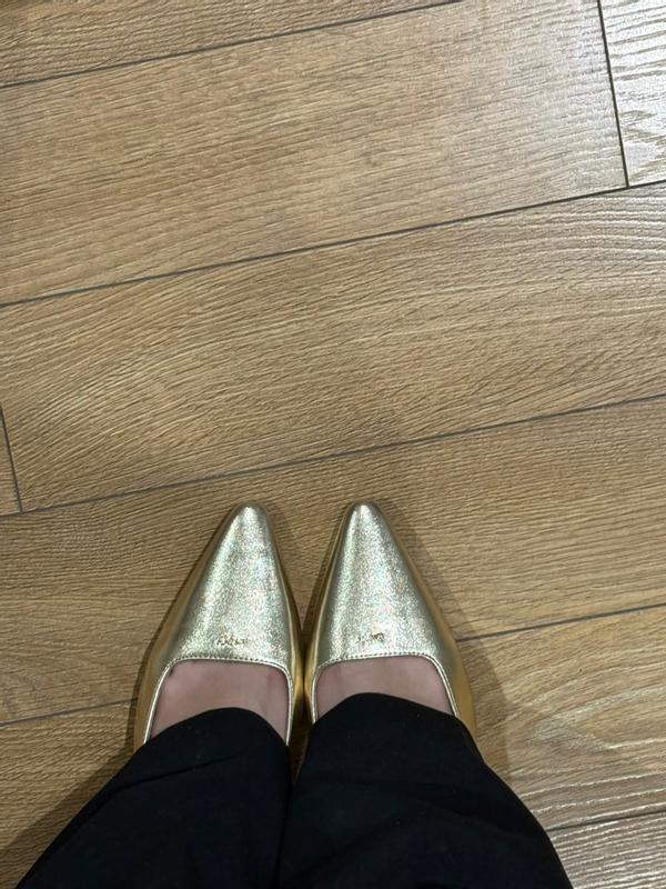 Customer carousel item 4.