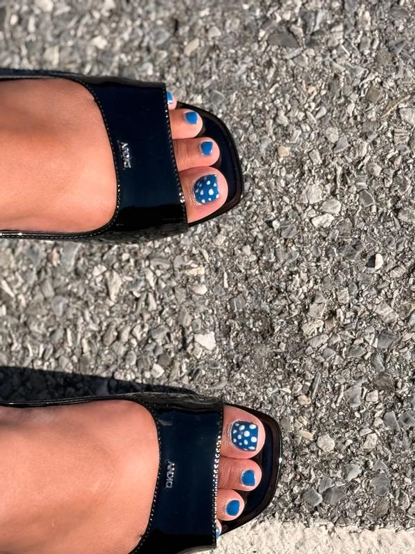 Customer photo for "True size, elegant and super comfortable"