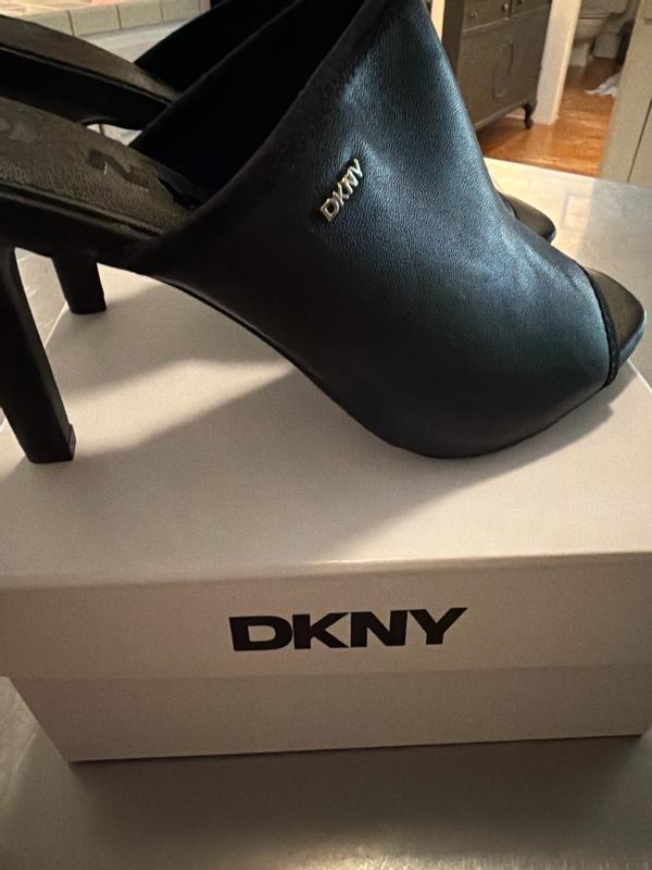 Customer photo for "Classic and stylish heels"