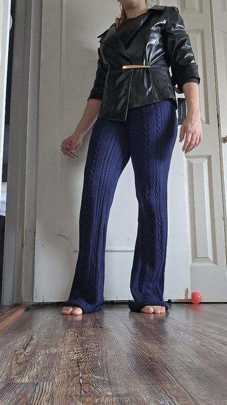 Customer photo for "Cute to combine with a fun look at night"