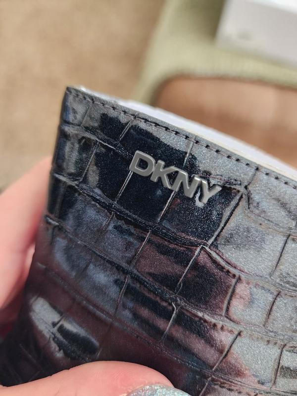 Customer photo for "Super cute shoes; very poor delivery."