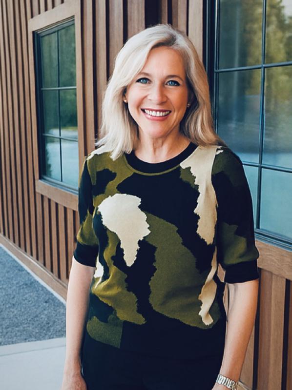 Customer carousel item 1.