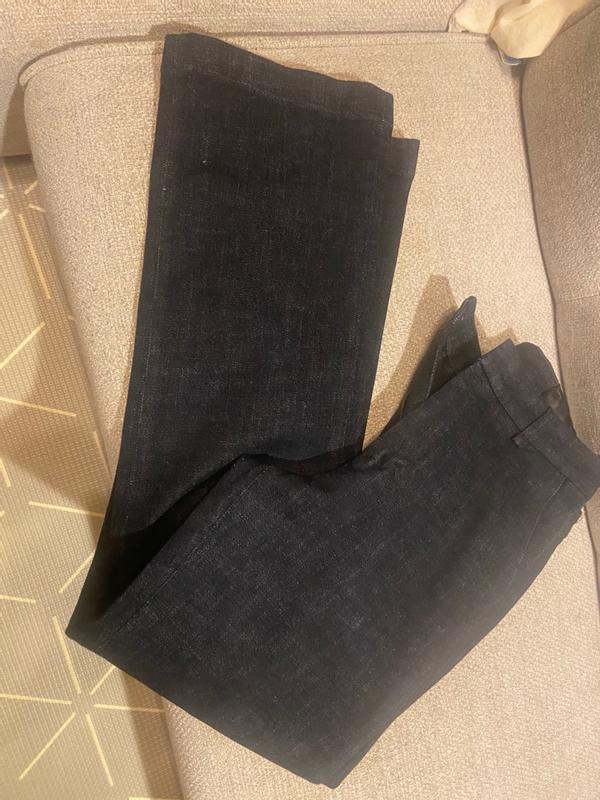 Customer photo for "My new favorite pants!"