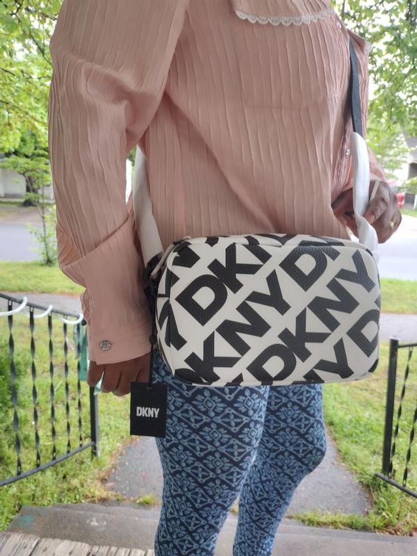 Customer carousel item 3.