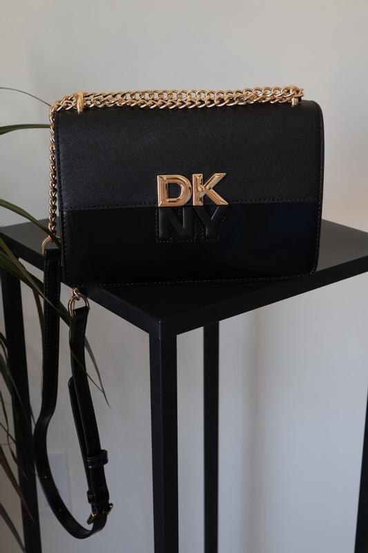 Customer photo for "Gorgeous, stylish and perfectfor any outfit"