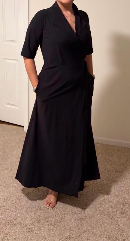 Customer photo for "Fabric feels high quality, plus it is stretchy and has a good design"
