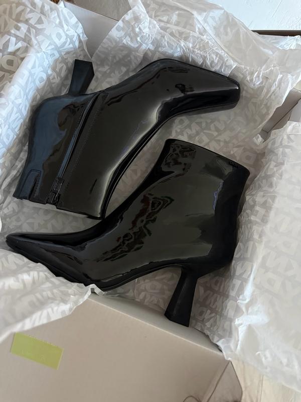 Customer photo for "Elegant, comfortable, and true to size with excellent quality."