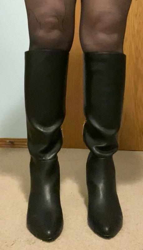 Review Thumbnail Image 0 379566079