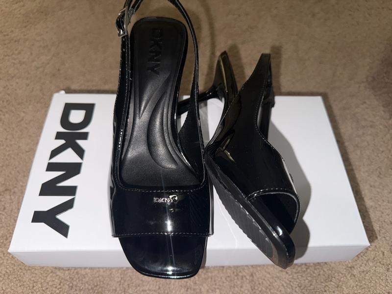 Customer photo for "Nice sandal"