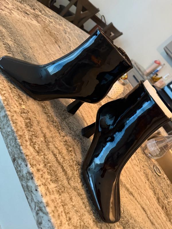 Customer photo for "Comfortable and stylish"
