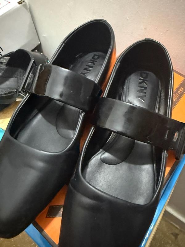 Customer photo for "Comfy flats"