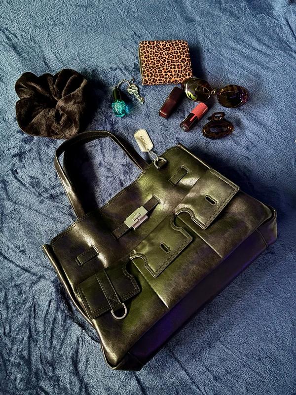 Customer photo for "Perfect Everyday Bag"