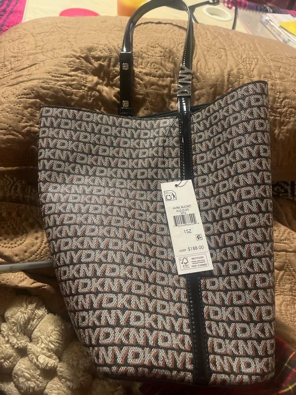 Review Thumbnail Image 0 380819384