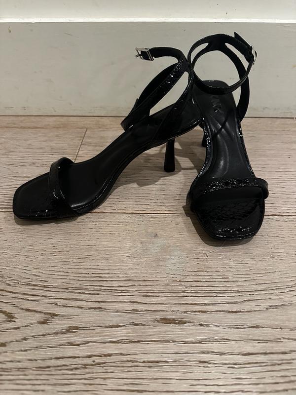 Customer photo for "Comfy and cute!"