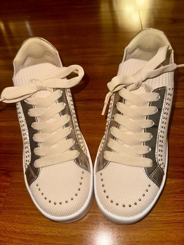 Customer photo for "Sneakers with beauty and comfort"