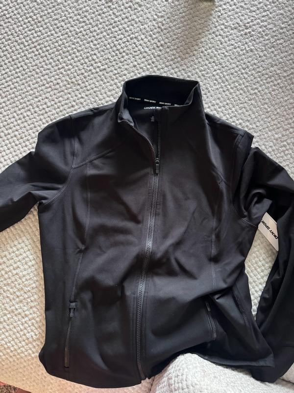 Customer carousel item 6.