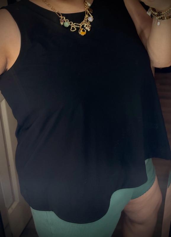 Customer carousel item 9.