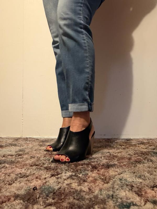 Review Thumbnail Image 2 385436045