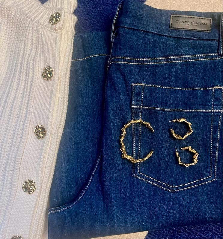 Customer photo for "Comfy, classic denim trousers"