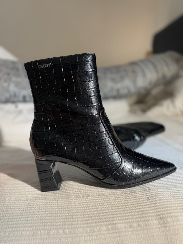 Customer photo for "Stunning black boot with the perfect heel, quality"