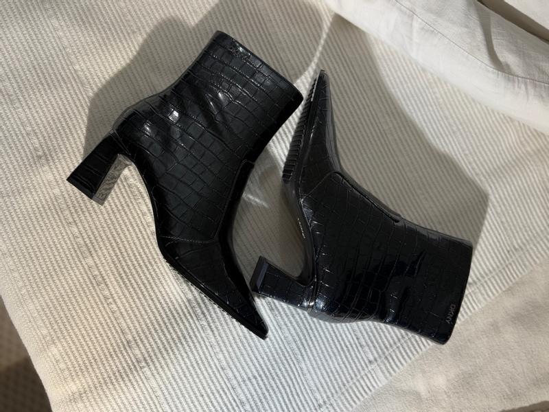 Customer photo for "Stunning black boot with the perfect heel, quality"