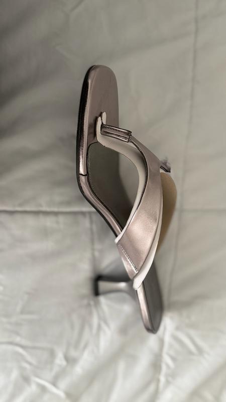 Review Thumbnail Image 0 384834200